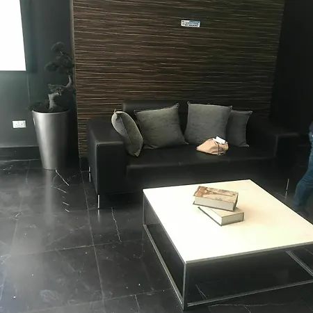 Finikoudes Luxury Apartment