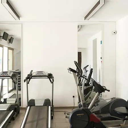 Finikoudes Luxury Appartement