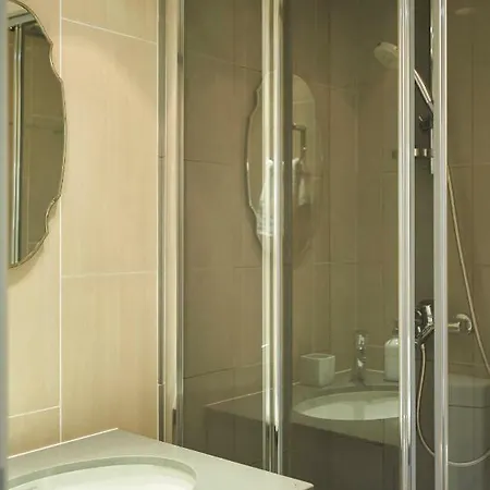 Apartment Finikoudes Luxury Larnaka